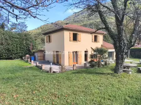 vente maison 5 pièces 101 m² vizille (38220)