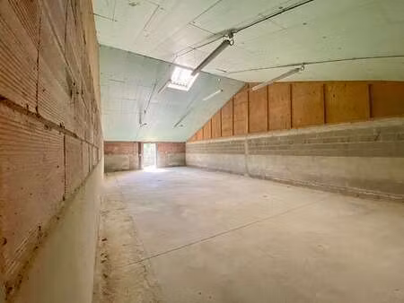 location bureaux et commerces au mené (22330) : à louer / 282m² le mené