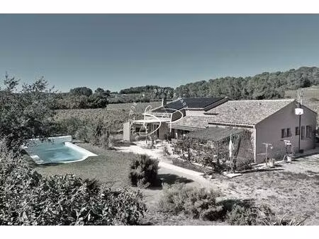 saint antonin du var  à 10 minutes de lorgues ? belle villa de plain-pied au calme absolu.