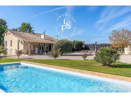 maison avec dépendances  proche villereal