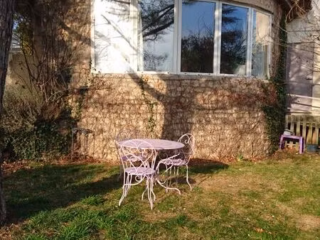 maison avec piscine et jardin