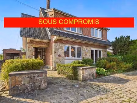 sous option - dans le centre de grandville maison avec terra
