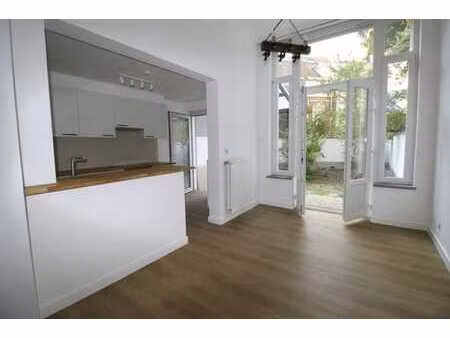 quartier josaphat idéal 4 colocataires jeunes travailleurs