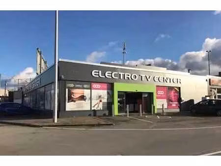 commerce à louer – 700 m² – localisation premium à boncelles