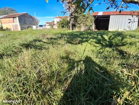 terrain 732 m² la gripperie saint symphorie