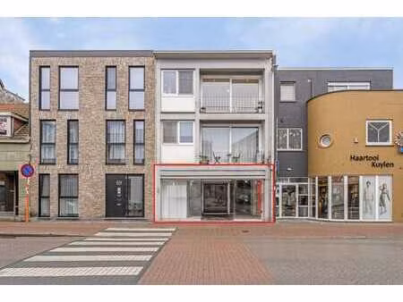 local commercial à vendre dans le centre de kapellen  hoeven