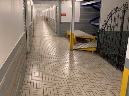 box / garde-meuble 5-22m² sécurisé aubervilliers