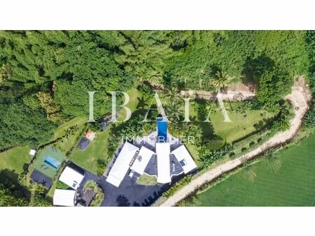 maison de luxe à vendre à lamentin