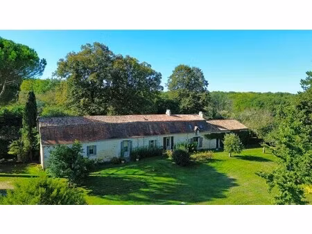 maison de luxe à vendre à cause-de-clérans