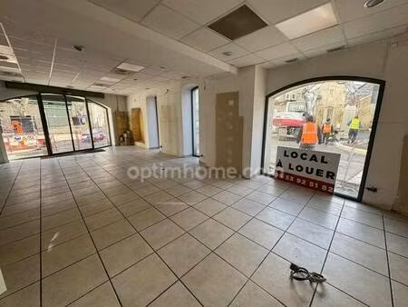 local commercial avec bail commercial