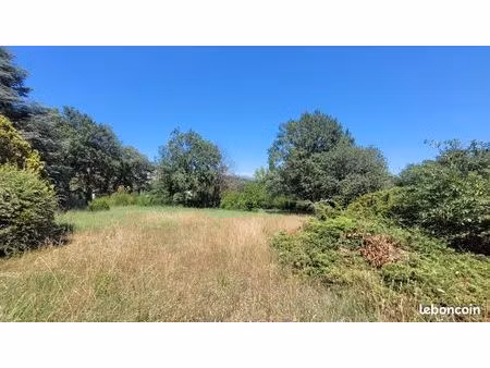 terrain 785 m² la gaude