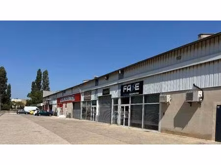 local d'activités à louer