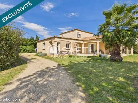 villa 6 pièces 160 m²