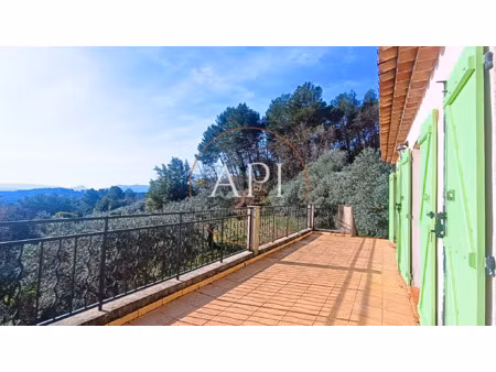 vente maison 5 pièces 112 m² seillans (83440)