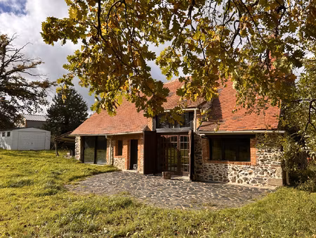a vendre maison en pierres 3 pièces avec jardin à orsennes