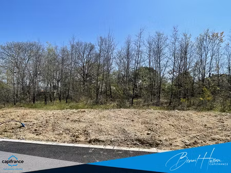 terrain viabilisé de 523m²