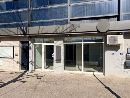 vente locaux professionnels 80 m² à livron-sur-drôme (26250)  109 500 €