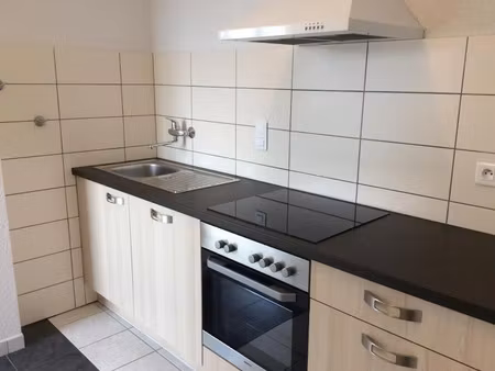 location appartement 3 pièces 71 m² à bermont (90400)  655 €