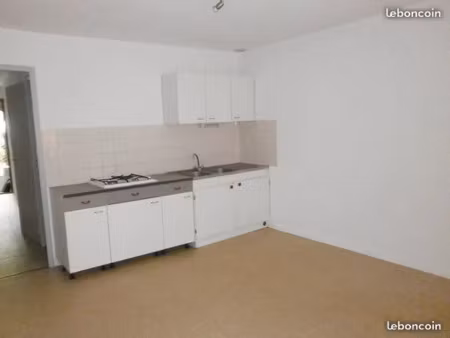 location appartement 2 pièces 33 m² à tenay (01230)  440 €