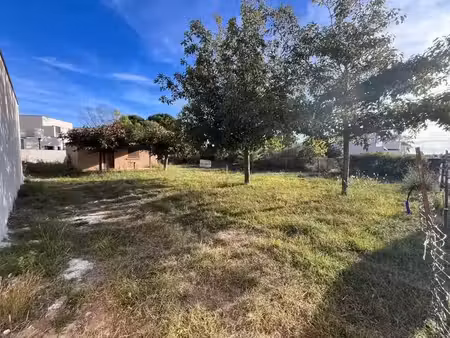 vente terrain 589 m² à serignan (34410)  169 850 €
