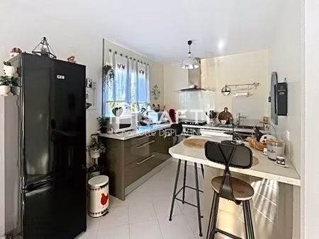 beau pavillon de plain-pied