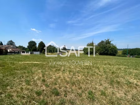 agréable terrain de 960 m2  viabilisé en edf