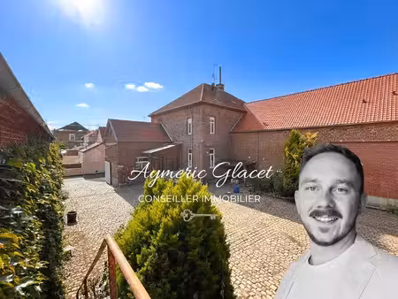 noyelles-sur-selle — grande maison familiale de 234 m²  dépendances et cour pavée. une mai