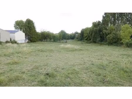 terrain constructible viabilisé à vendre