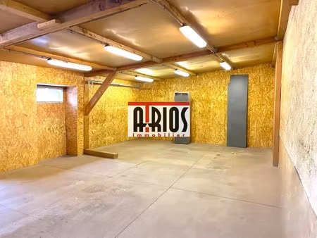 local d'activité 272 m²