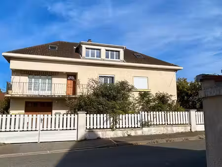 grande maison familiale nevers quartier montapins