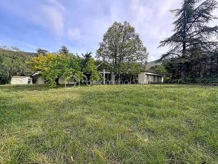 local d'activités de 430 m² à saint-vallier-de-thiey