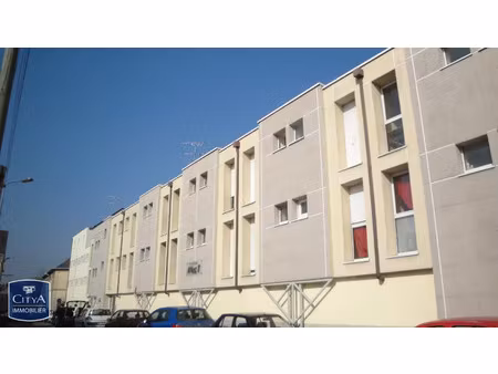 parking à louer - laval (53) - 60€