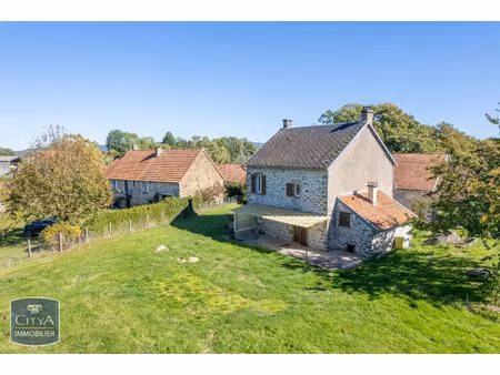 maison à vendre 5 pièces 100 m² - saint-silvain-montaigut (23) - 130 000€