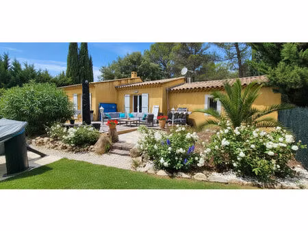 maison récente à vendre à la roquebrussanne - 3 chambres  calme et confort