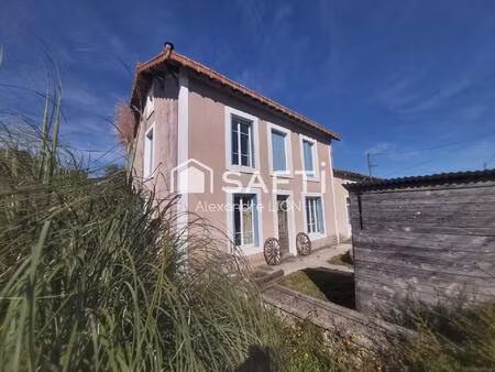 maison ancienne rénovée de 180m² sur terrain de 3300 m²