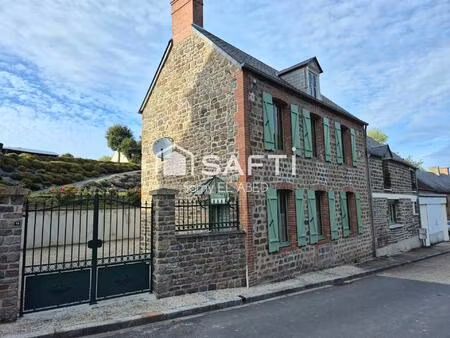 maison en pierre entièrement renovée
