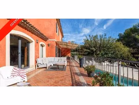 villa avec piscine et terrasse bois fleuri-chevre d'or-saint philippe - biot (06)