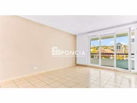 beau 2 pieces idealement situe