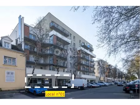 local commercial a louer