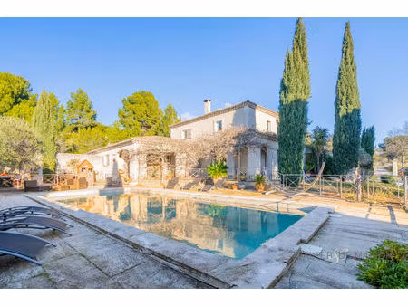 maison avec piscine maussane les alpilles 8 pièce(s) 240 m2