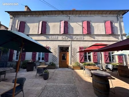 immeuble 5 pièces 310 m²