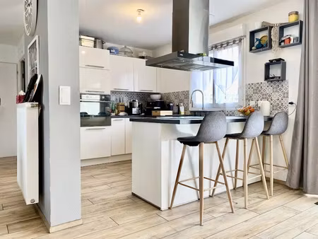 vente maison 6 pièces 114 m² à gravigny (27930)  260 000 €