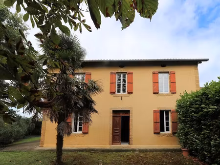 vente maison 10 pièces 300 m² à manciet (32370)  260 000 €