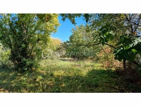 terrain de 857 m² à cheille