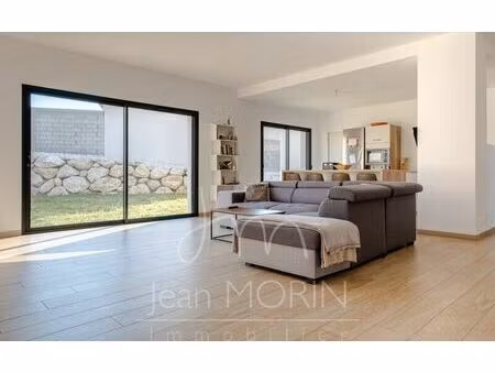 vente maison 5 pièces 118 m² chatuzange-le-goubet (26300)