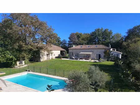 vente maison 7 pièces 147 m² castillonnès (47330)