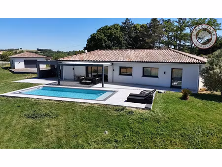 vente maison 5 pièces 135 m² à l'isle-jourdain (32600)  470 000 €