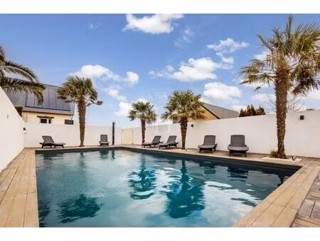 maison de luxe à vendre à saint-laurent-sur-mer