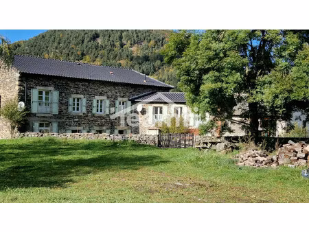 rare ! ferme de 235 m2 à rénover