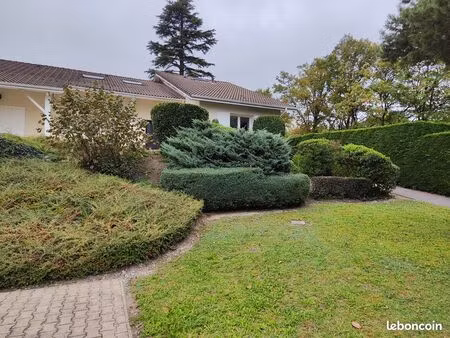 loue villa meublée à st ismier 38330